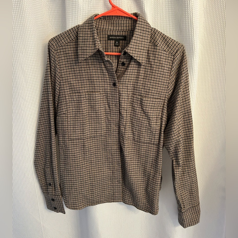 Banana Republic Flannel Plaid Button Up Shirt - Medium
